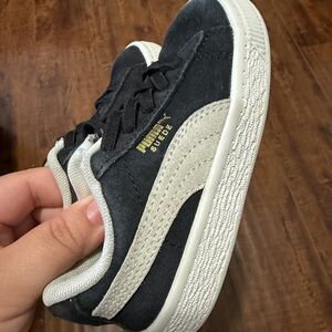 Puma Suede Kids Sneakers - Black and White
